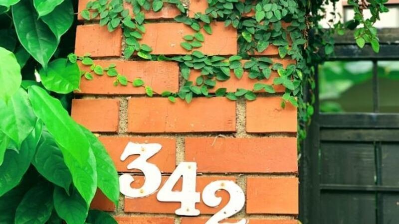 Small Front Door Upgrades That Make a Big First Impression